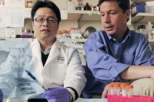 Yi-Hung Ou (left) and Dr. Michael White